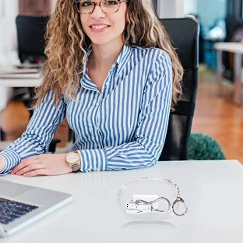 منظم شاحن مقاوم للماء مع سلسلة مفاتيح ، حامل سلك شفاف ، حقيبة سفر ، كابل متعدد الوظائف