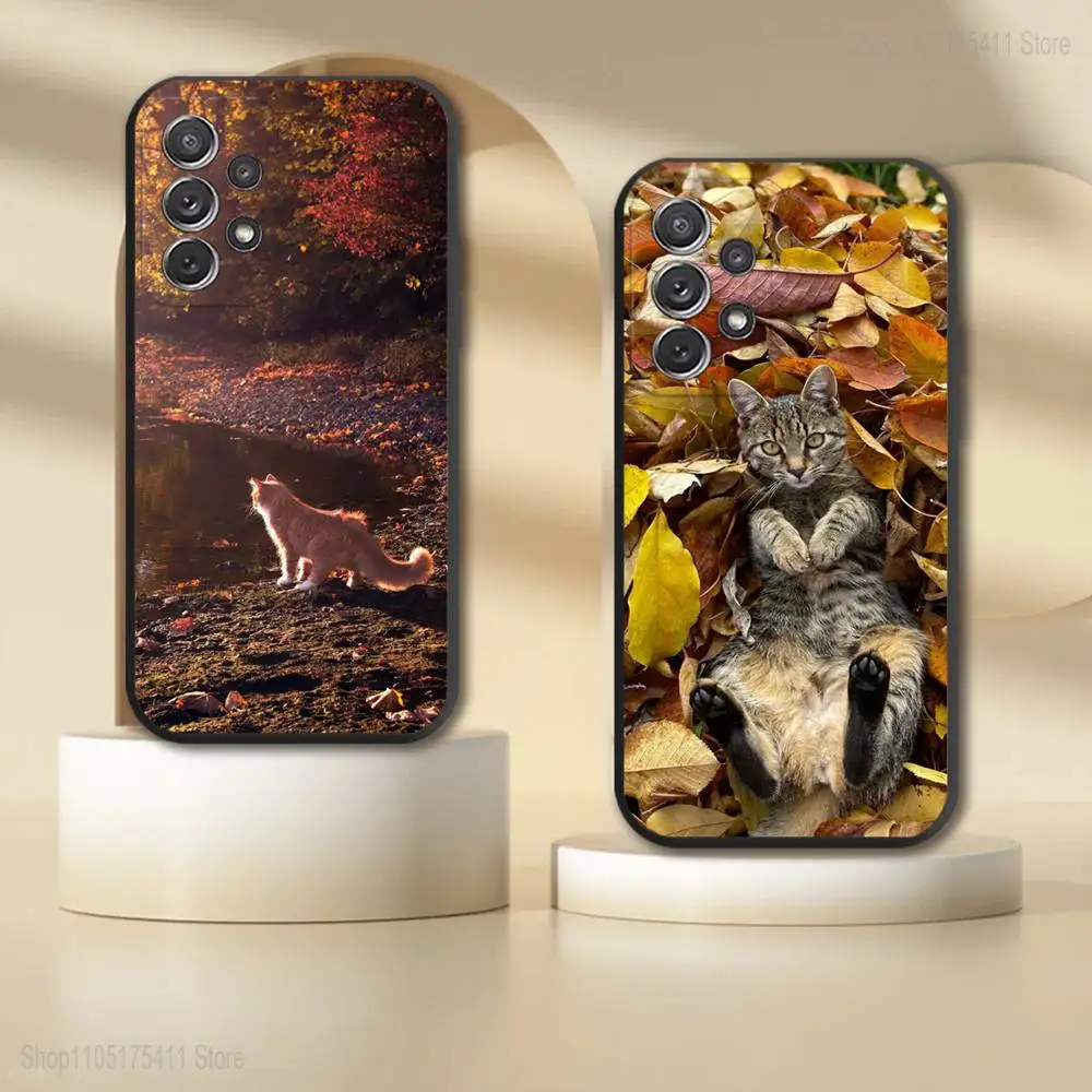 

Autumn leaves cat Phone Case For Samsung S 25,24,23,22,30,21,10,9,Ultra,Plus,Lite,FE,4,5G Black Soft Case
