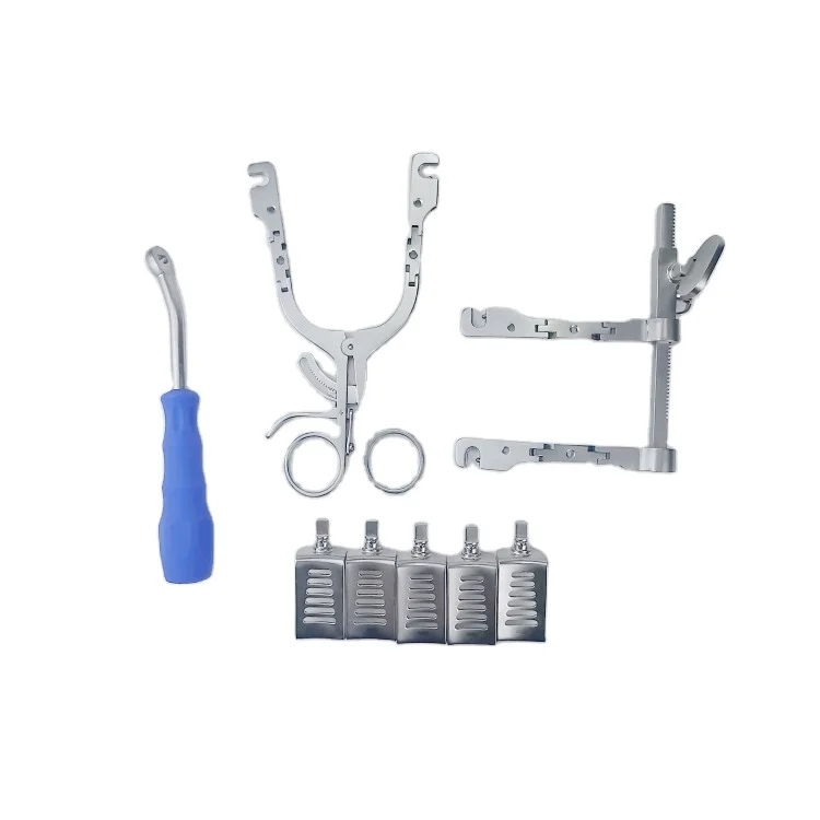 Equipment Lumbar Spine Surgery  Cervical Retractor