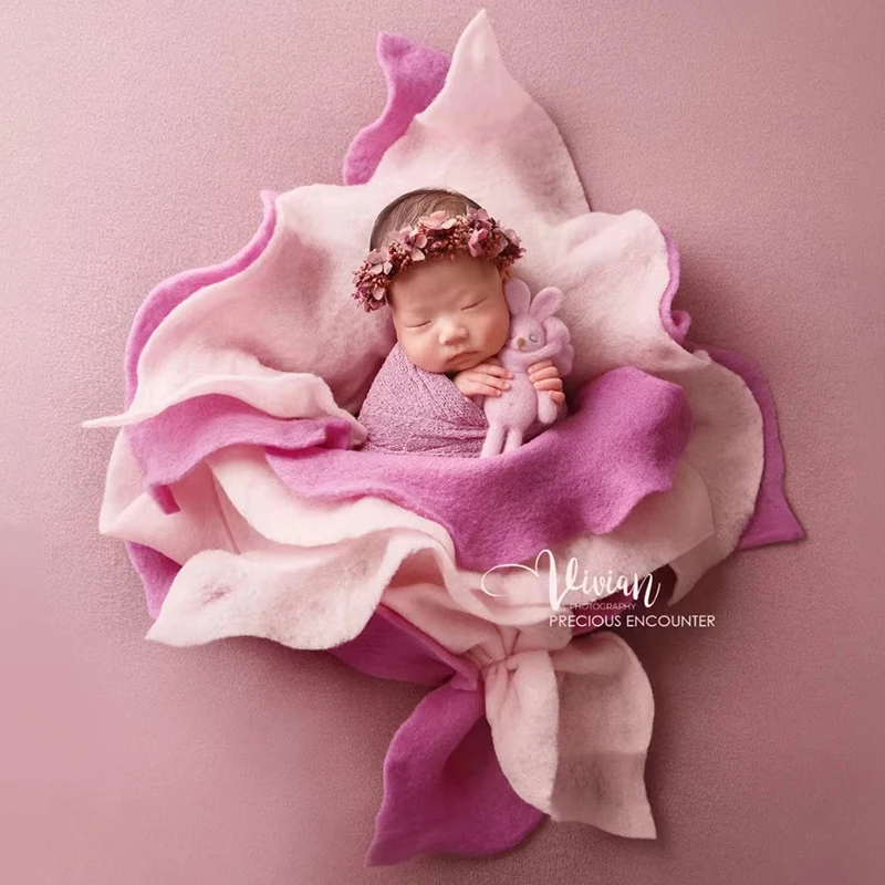 Newborn Photo Props Felt Fabric DIY Modeling Bouquet Shape Posing Decorative 50x50cm Wool Felt Blanket  Studio Shoot Accessories