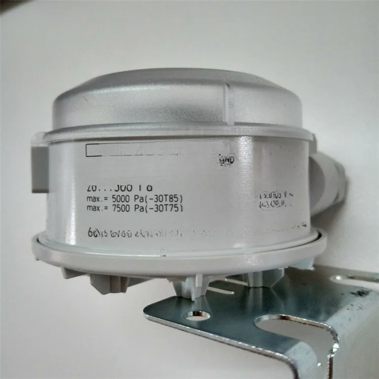 

604.9010000 20-300PA 4-20MA differential pressure switch. Adjustable scale