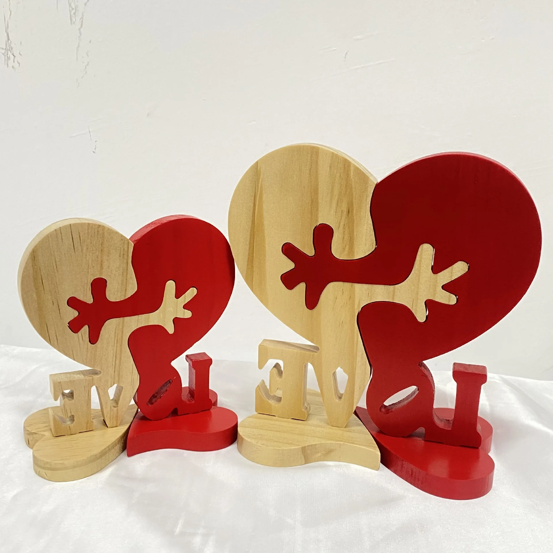 Valentine's Day Love Heart Decorations Hugs Love Wooden Crafts Ornaments Best Gift For Couple Wife Wedding Wedding Desktop Decor