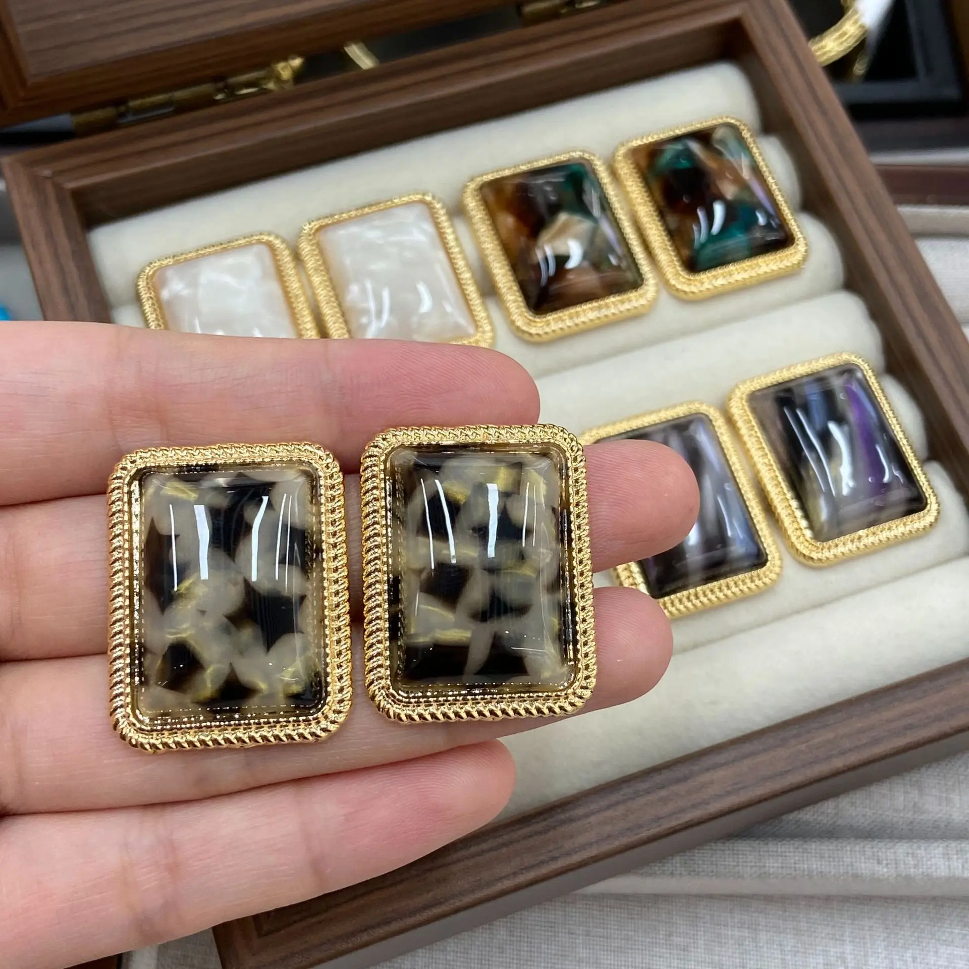 Geometric Rectangle Marbled Resin Stud Earrings Gold Plated Metal Vintage Statement Earrings for Women Daily Wear Jewelry