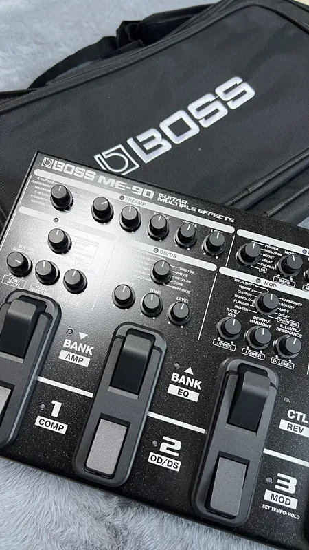 Boss ME 80 ME 90  Guitar Multi-Effects Pedal with Power Adapter