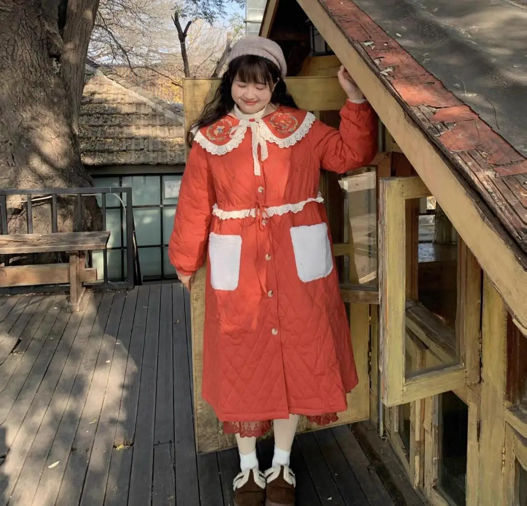 

Зимнее винтажное лоскутное хлопковое кружевное пальто красного цвета для женщин, милое пальто Лолиты в японском стиле Мори для девочек в стиле ретро, пальто Мори для девочек