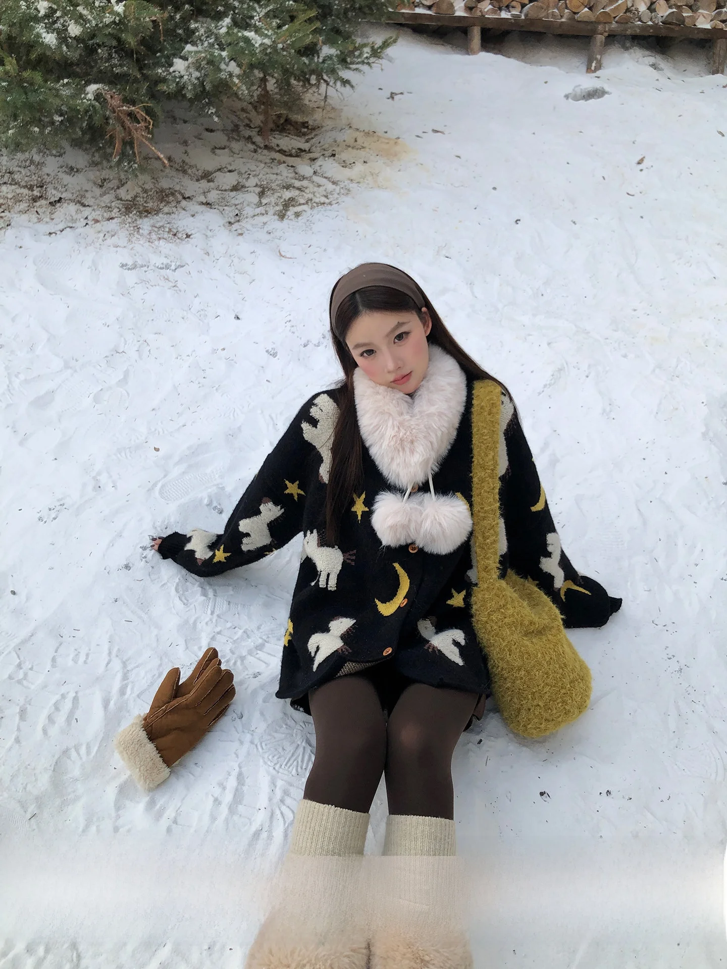 

Красный вязаный открытый кардиган знаменитостей, женский слэ, новинка 2025, зимний дизайн Faion Bla, корейский системный свитер, пальто, прямой ту...