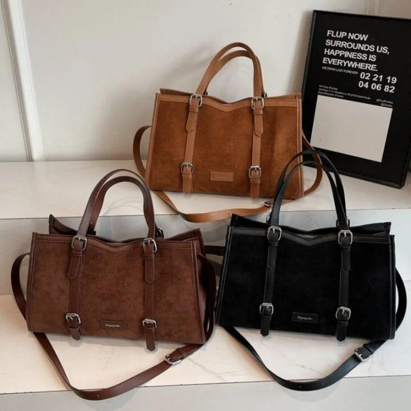 

Elegant Minimalist Casual Diaper Bags For Women Chic Designer Shoulder Bag Leather Commuter Bag Vintage Solid Color