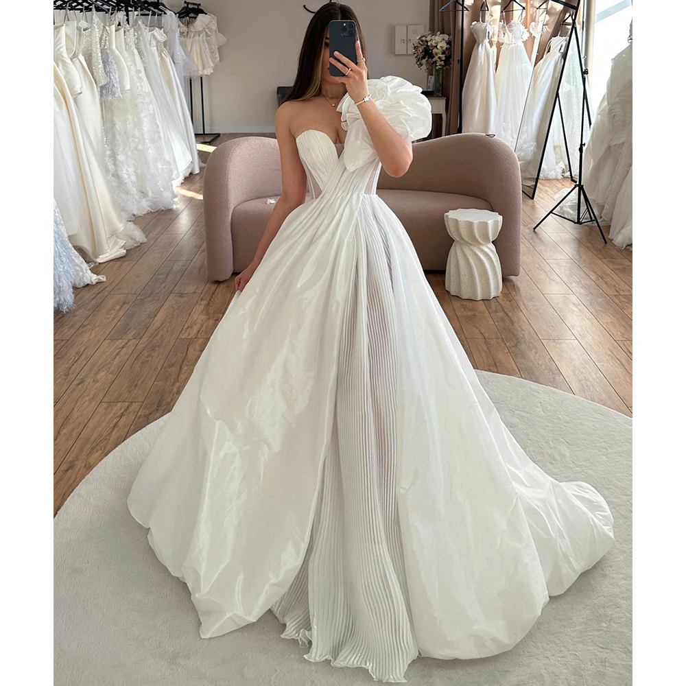 

Customized Wedding Dress Ivory Taffeta 3D Flower A Line Pleated Modern Wedding Gowns for Women One Shoulder Illusion Bridal Gown