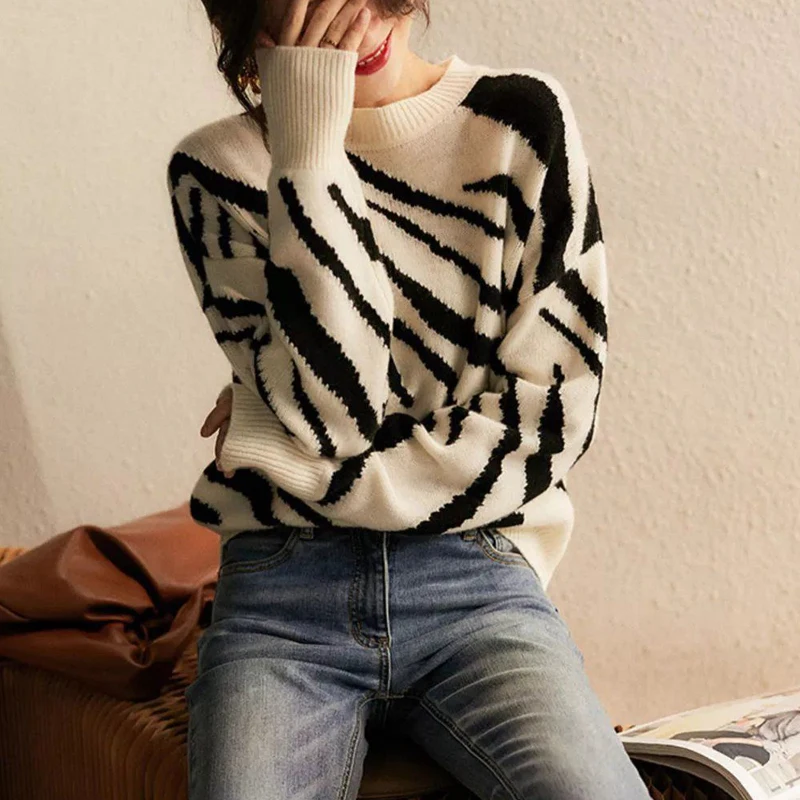 Fashion Zebra Pattern Simple Streetwear Knitted Sweaters Women Fall Winter Casual Loose Long Sleeve Pullover Top Female Clothing