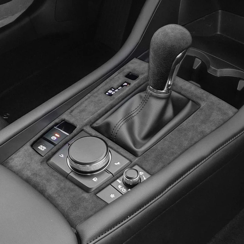 

Для Mazda3 Axela (левый руль) 2020-2025: замшевые накладки на панель приборов, кнопки стеклоподъемников, руль