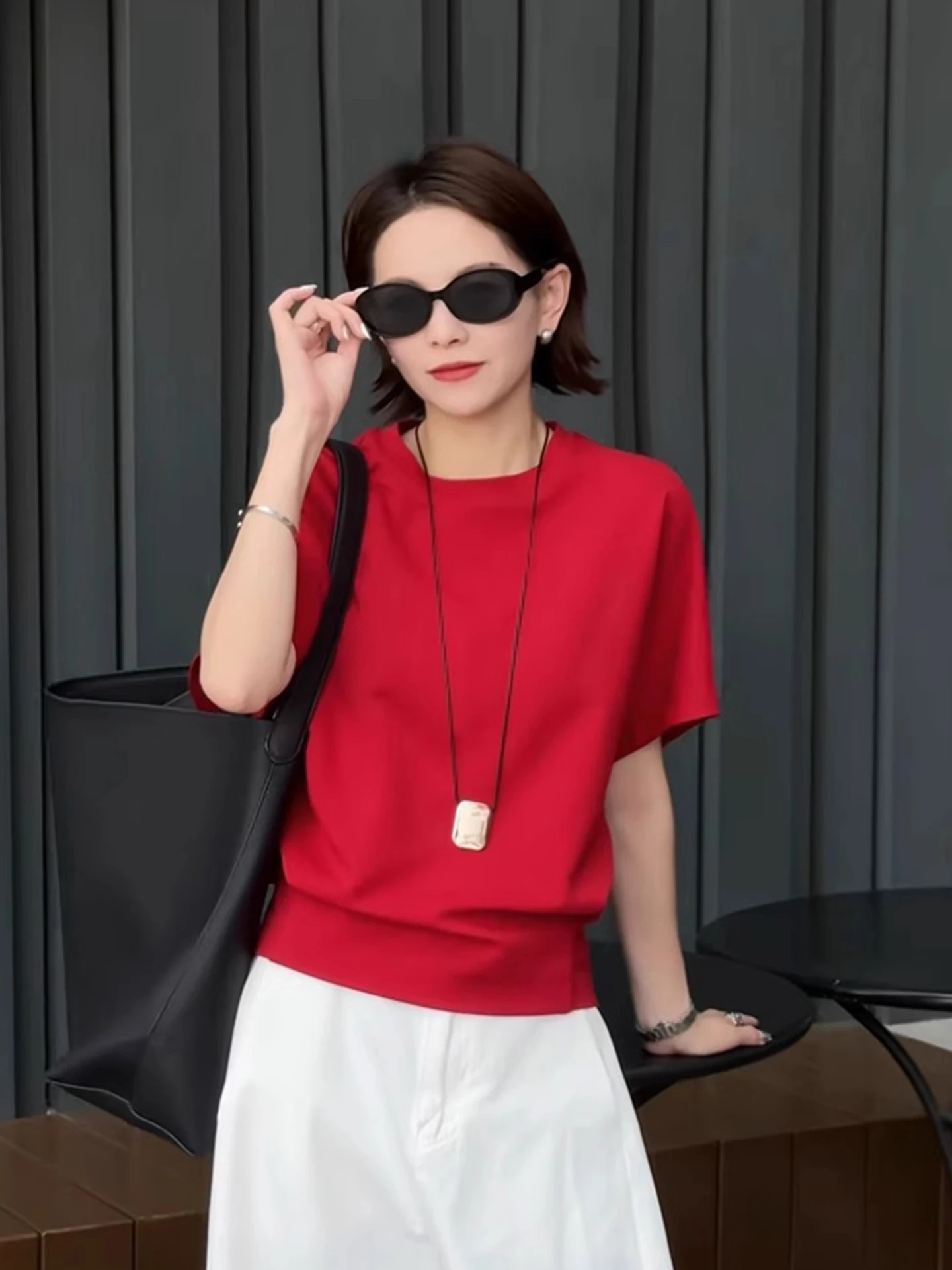 Chic Colore rotondo Ne ort Sve T-irt Design Sensation Faionable Base irt Giovani Coreano Sle Pendolarismo Vento