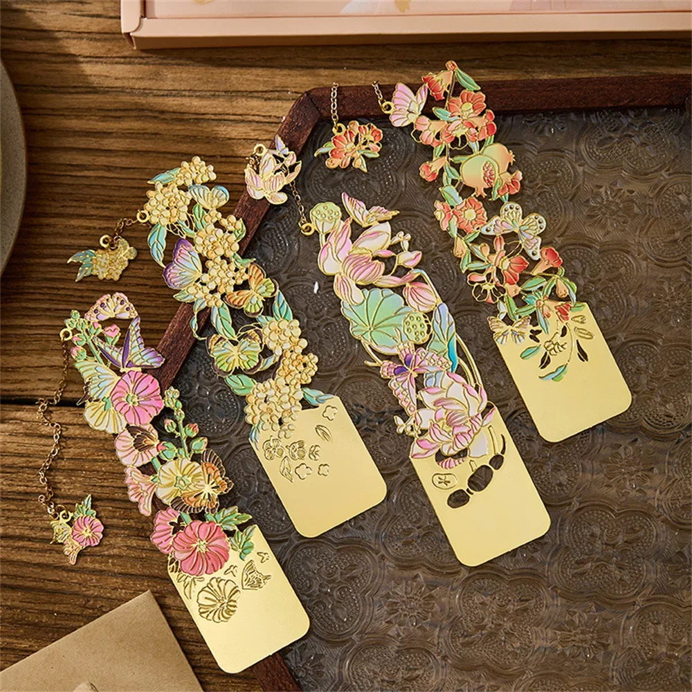 Aesthetic Hollow Flower Metal Bookmark Reading Book Clip Student Book Accessories Teacher Gift Stationery