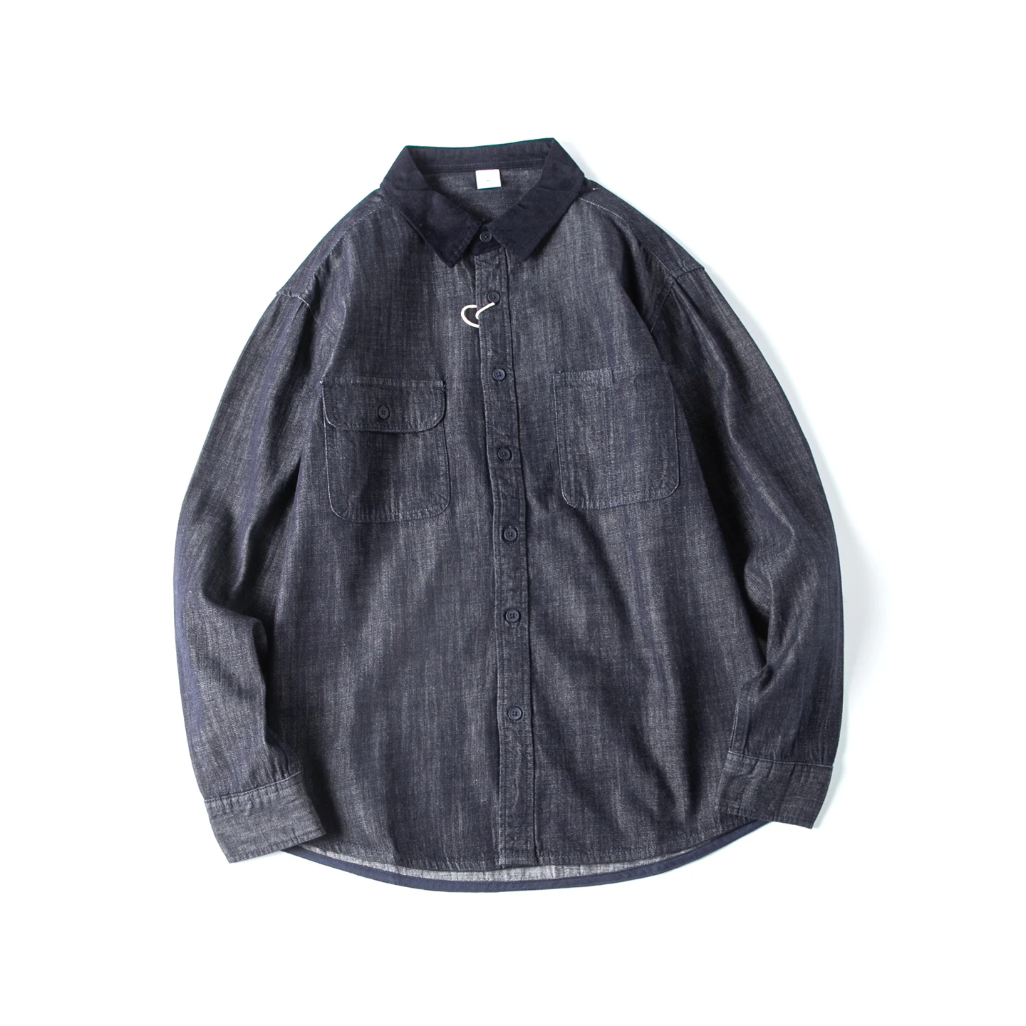 

Japanese Style Long Sleeve Casual Loose Fit Men's Denim Shirt Fashionable Collared Workwear Outerwear Trendy Oversized Top