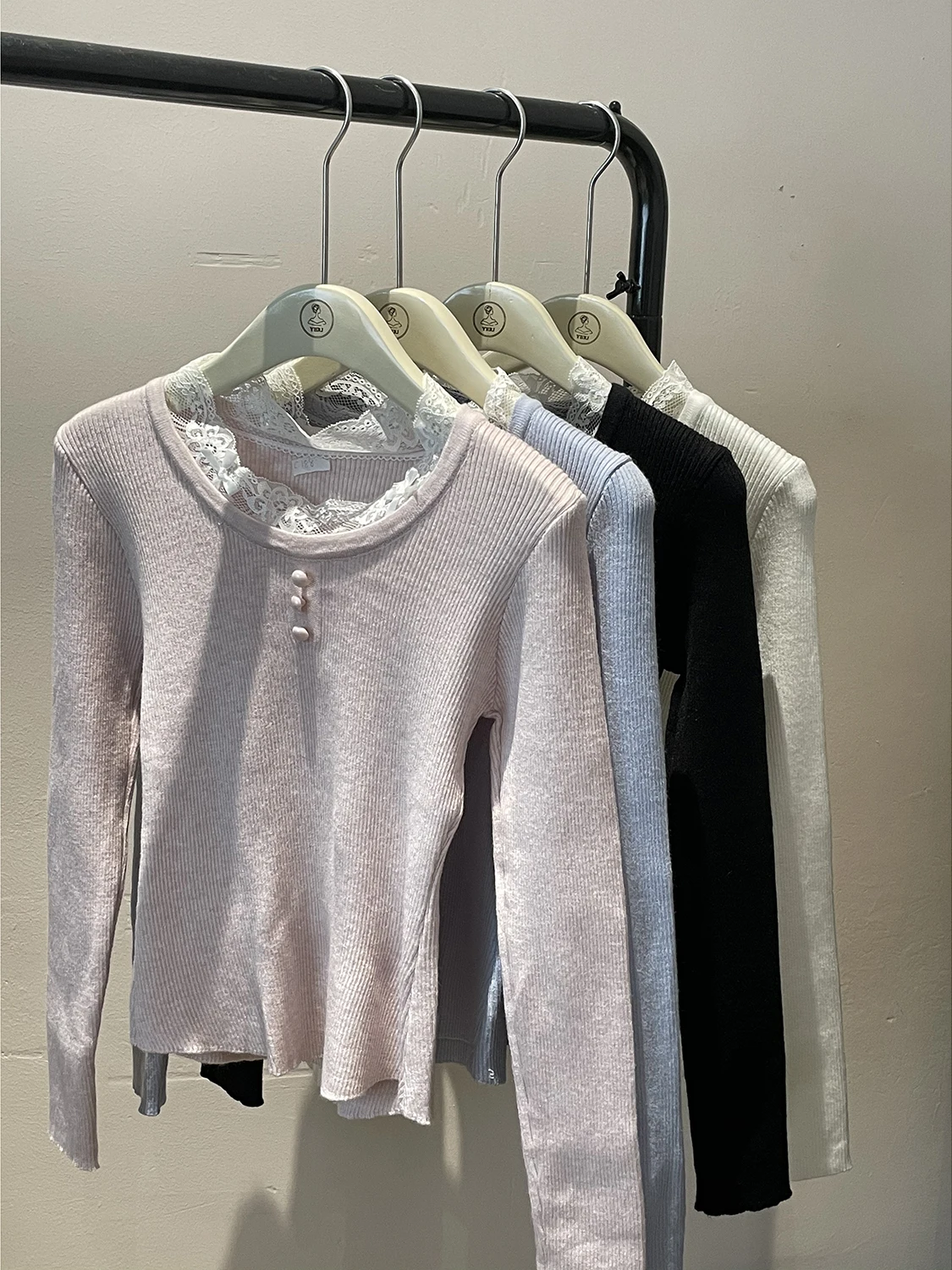 

Ele Lace Splice Long Sve Knitted Sweater Women's Slim Fit round Ne Soft Sle Early Spring New Arrival Versatile Top