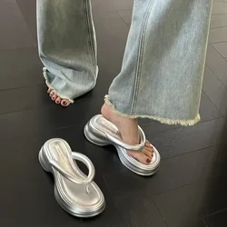 Designer Summer Chunky Women Slipper Fashion Elegant Clip Toe Platform Thick Heel Slides Ladies Beach Sandal Shoes