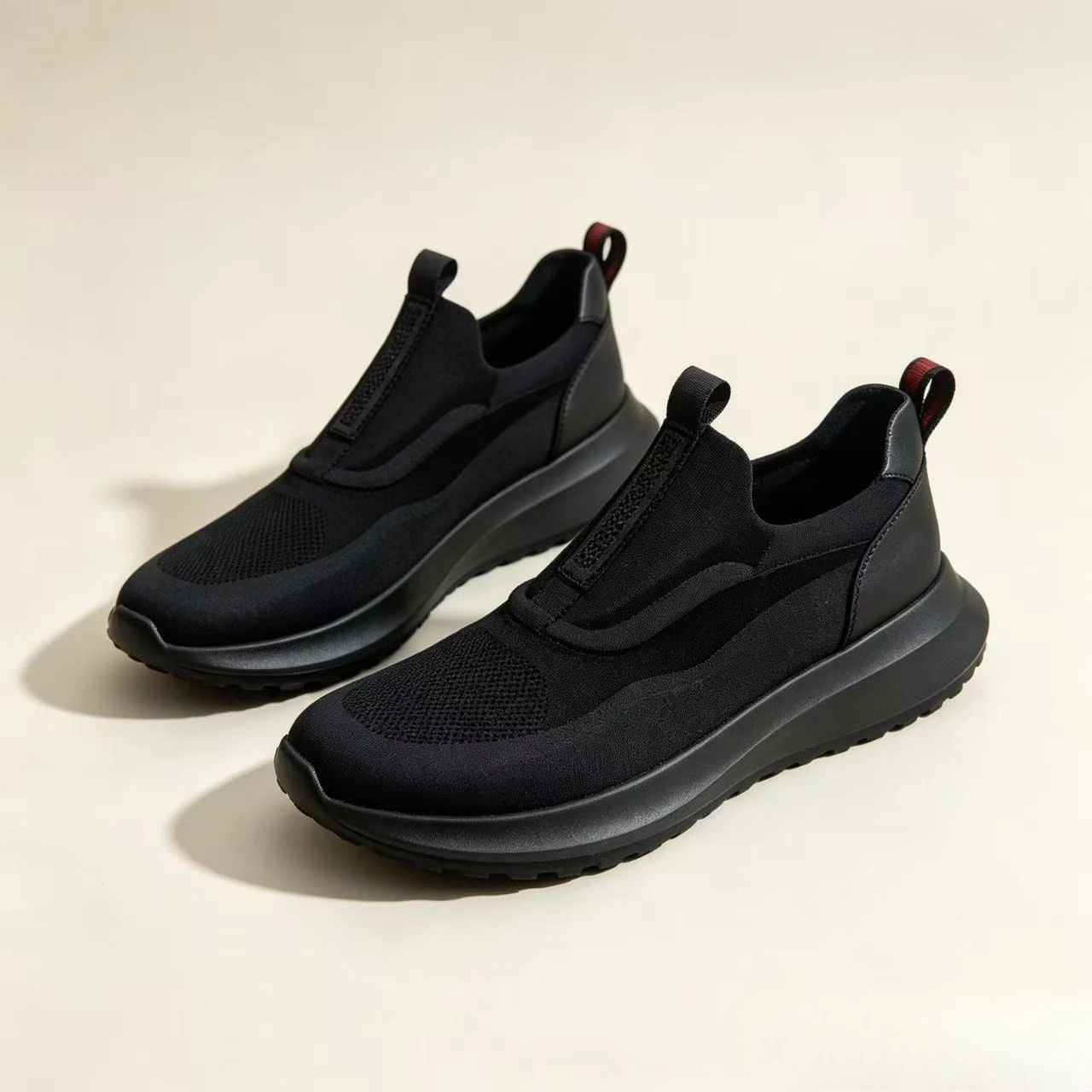 Breathable mesh upper Lightweight soft sole Non-slip loafers Outdoor walking driving men's sneakers