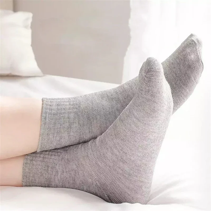 10Pcs/5Pair Unisex Socks Women Men Black White Gray Ankle Socks Female Male Solid Color Socks High Quality Cotton Short Socks