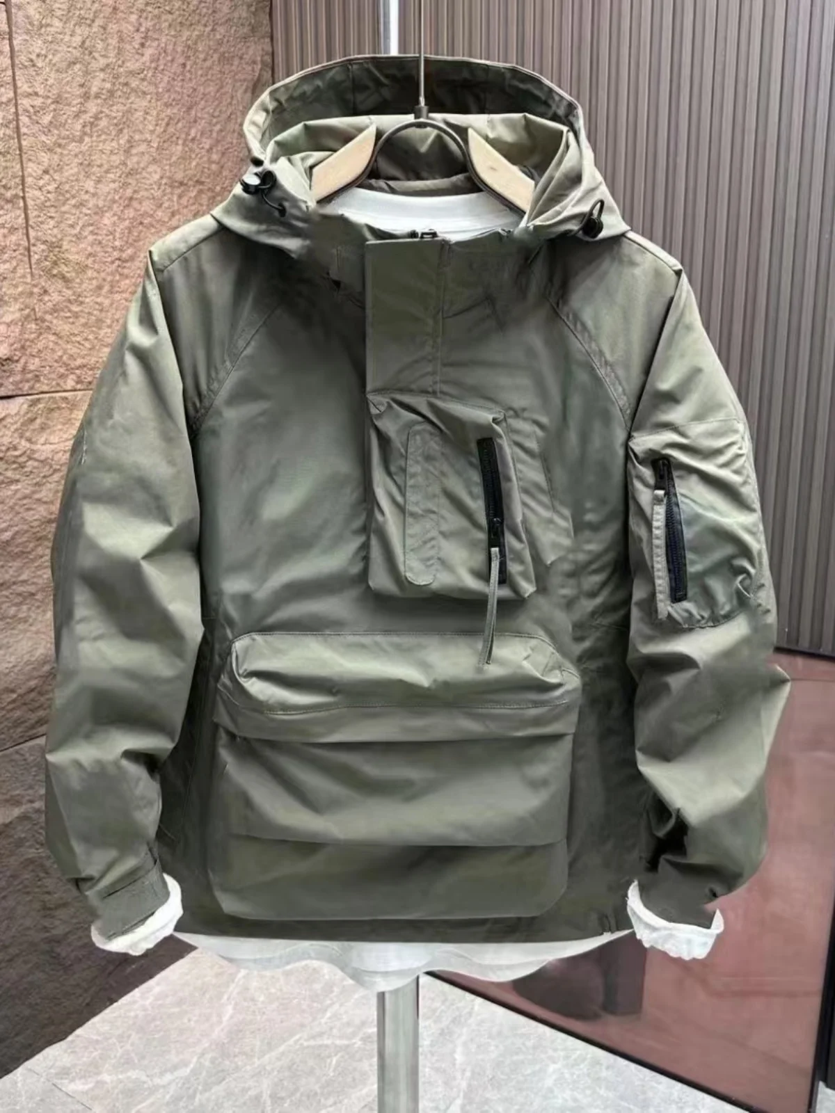 YIYJANGDE New Trendy Brand Men's Loose Fit Waterproof Workwear Jacket with Multiple Pockets And Hood Standard Edition