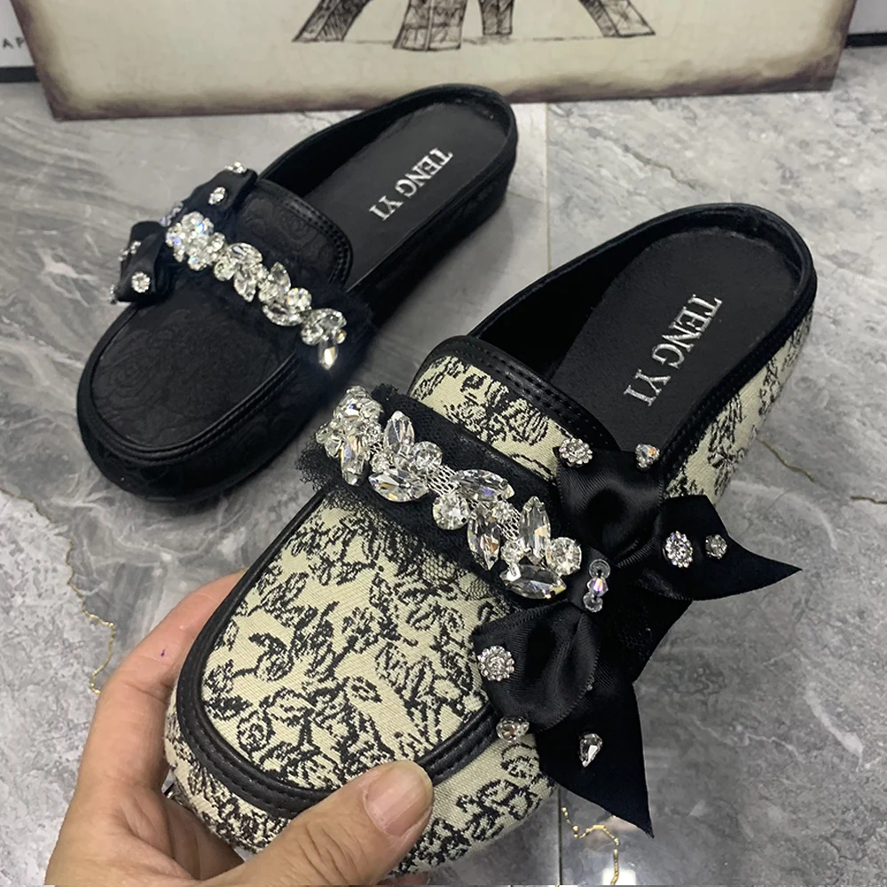 Summer Women Sandals Retro Style Fashion Women Slippers Plus Size Casual Flat Mullers Rhinestone Designer Women Shoes