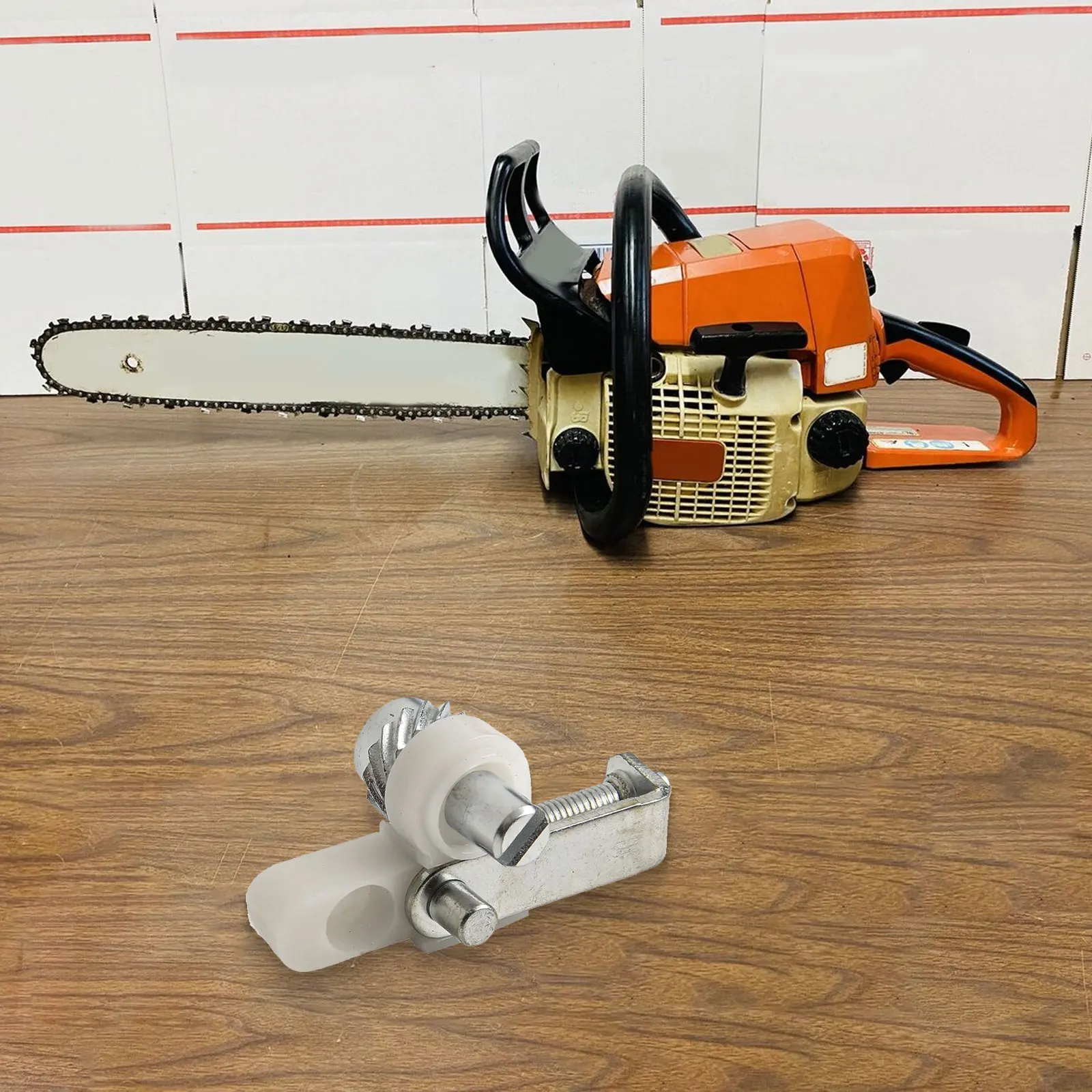 Tornillo de ajuste de tensión de cadena compatible con MS251/231/241/251C/231C para una operación eficiente de la motosierra
