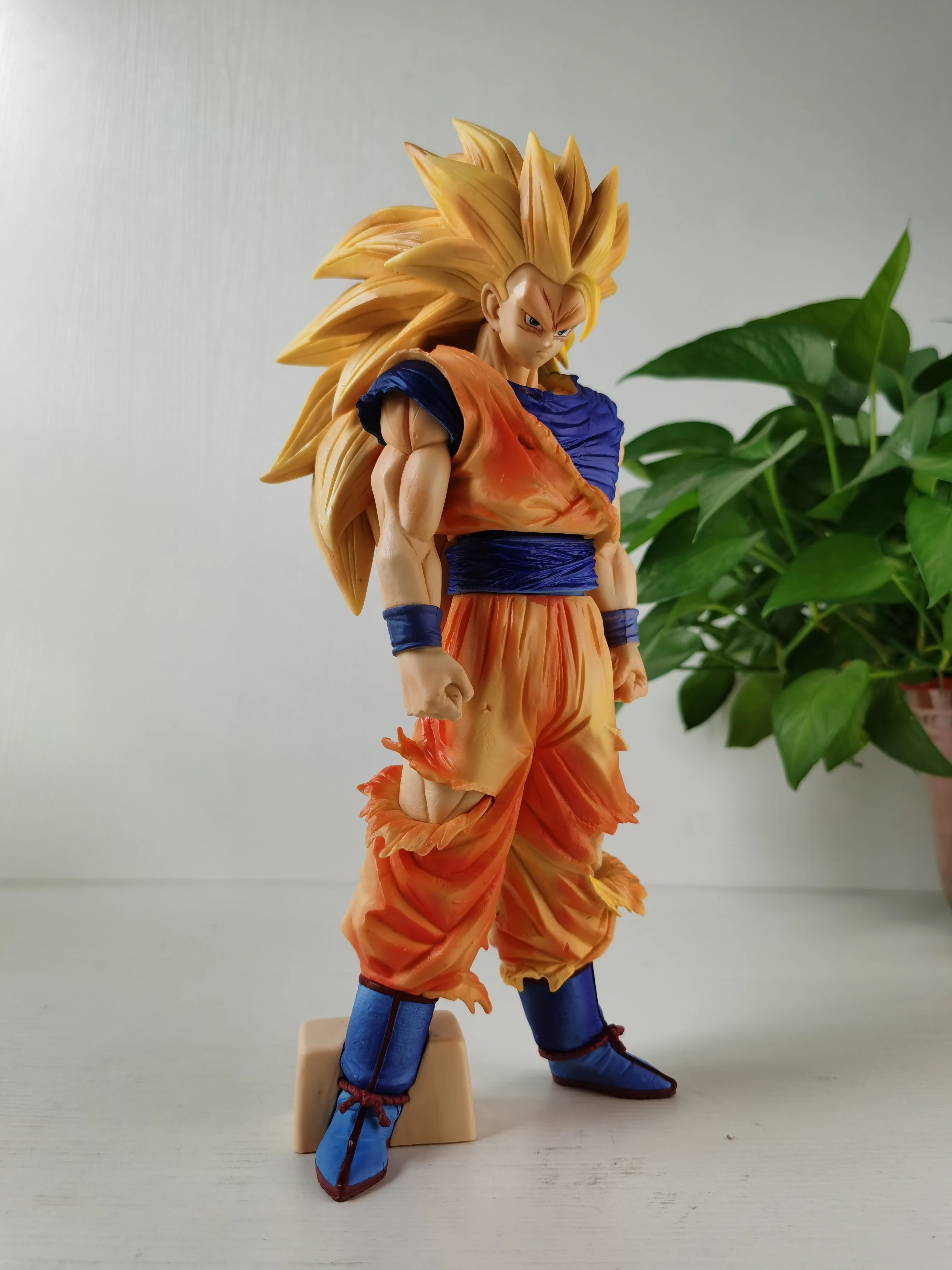 31cm Dragon Ball Goku Super Saiyan 3 Replaceable Arm Anime Figure Model Statue Collection Desktop Decoration Ornament Toys Gifts