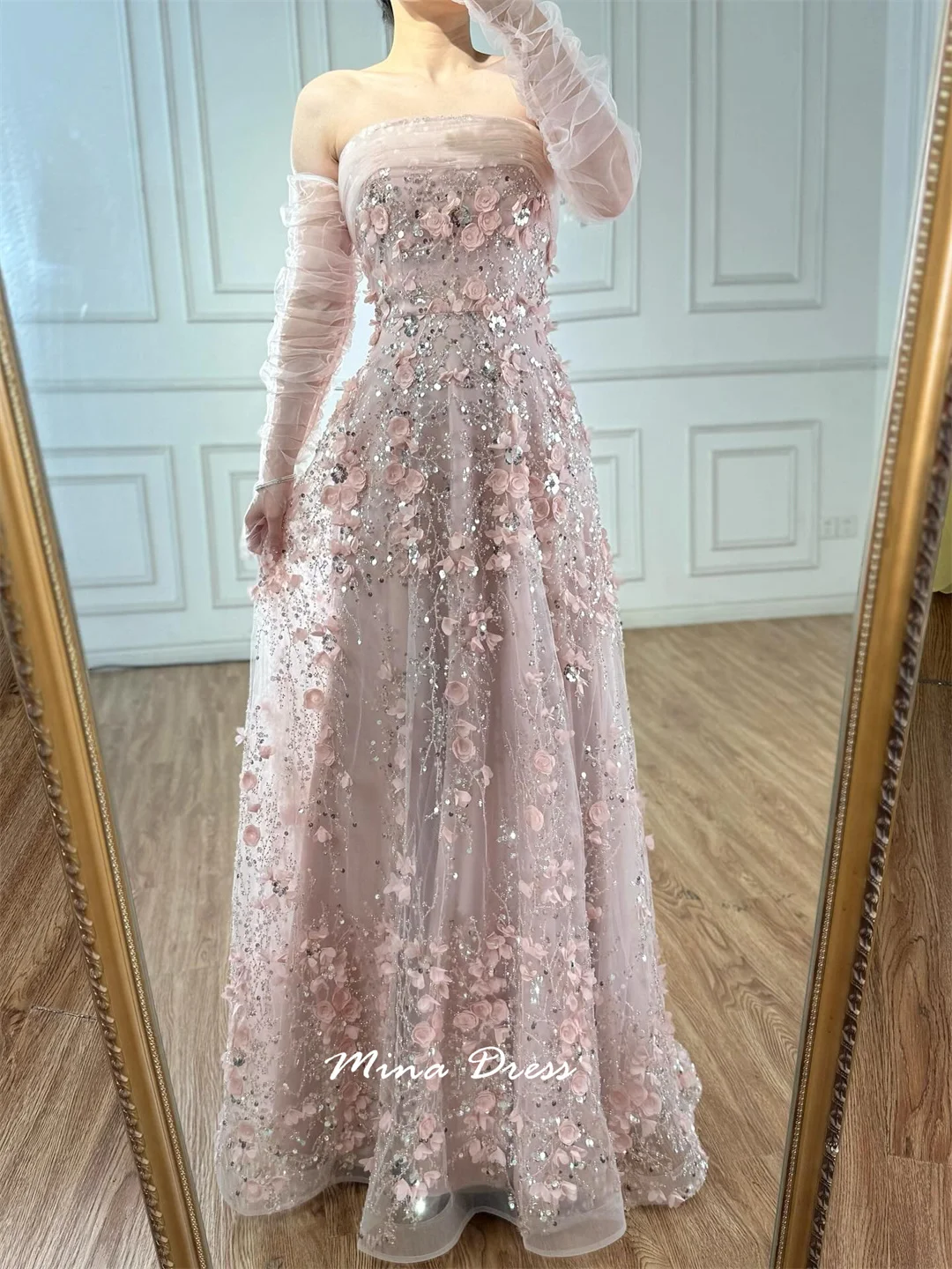 Mina Abiti eleganti da donna personalizzati con fiori 3D per occasioni speciali Perline Abito da sera arabo con top a tubo Abito da ballo di lusso