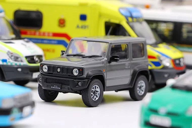Kyosho Suzuki Jimny Sierra 1:43 2018 Metal Die-cast Model Collection Car Toy