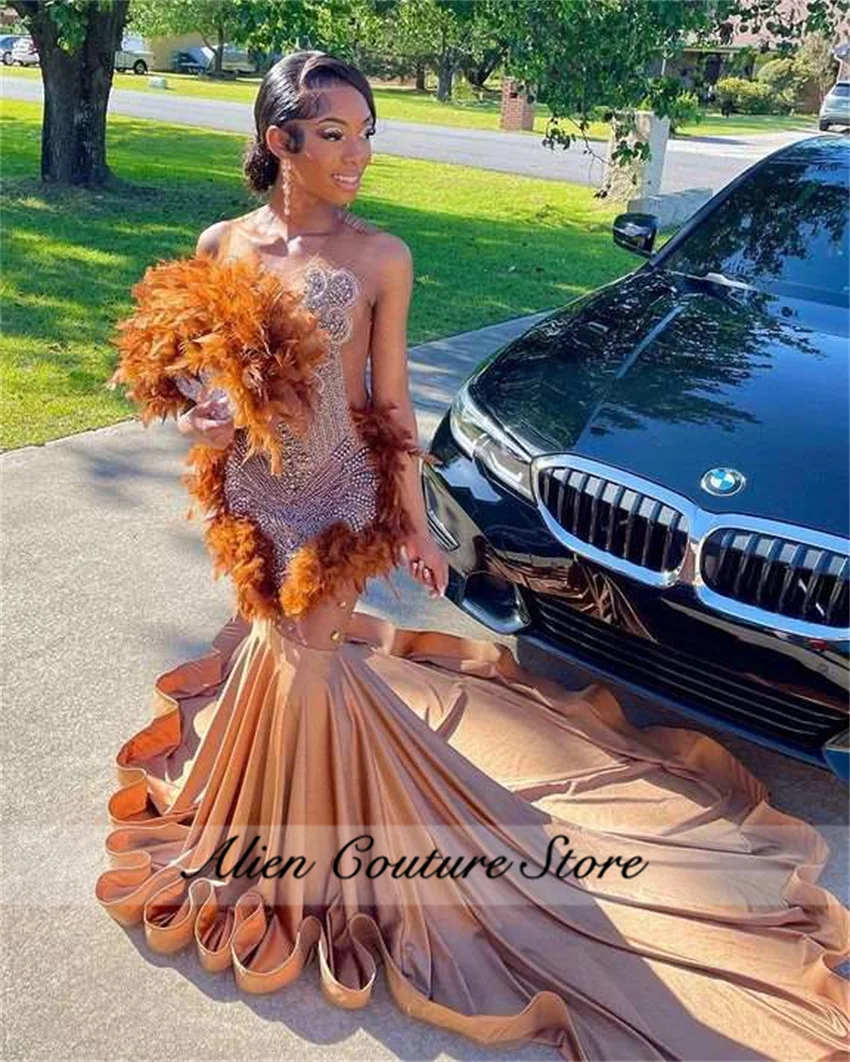 فاخر طويل حورية البحر فساتين لحضور الحفلات الموسيقية حبة الريش الماس رداء مساء فستان عيد ميلاد 2025 رداء دي سواريه مخصص