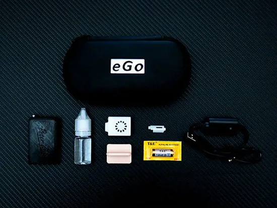 Smoke eGo (Mini) Magic Tricks Remote Control Revolutionary Smoke Device Magia Magician Stage Close Up Street Accessory Gimmick