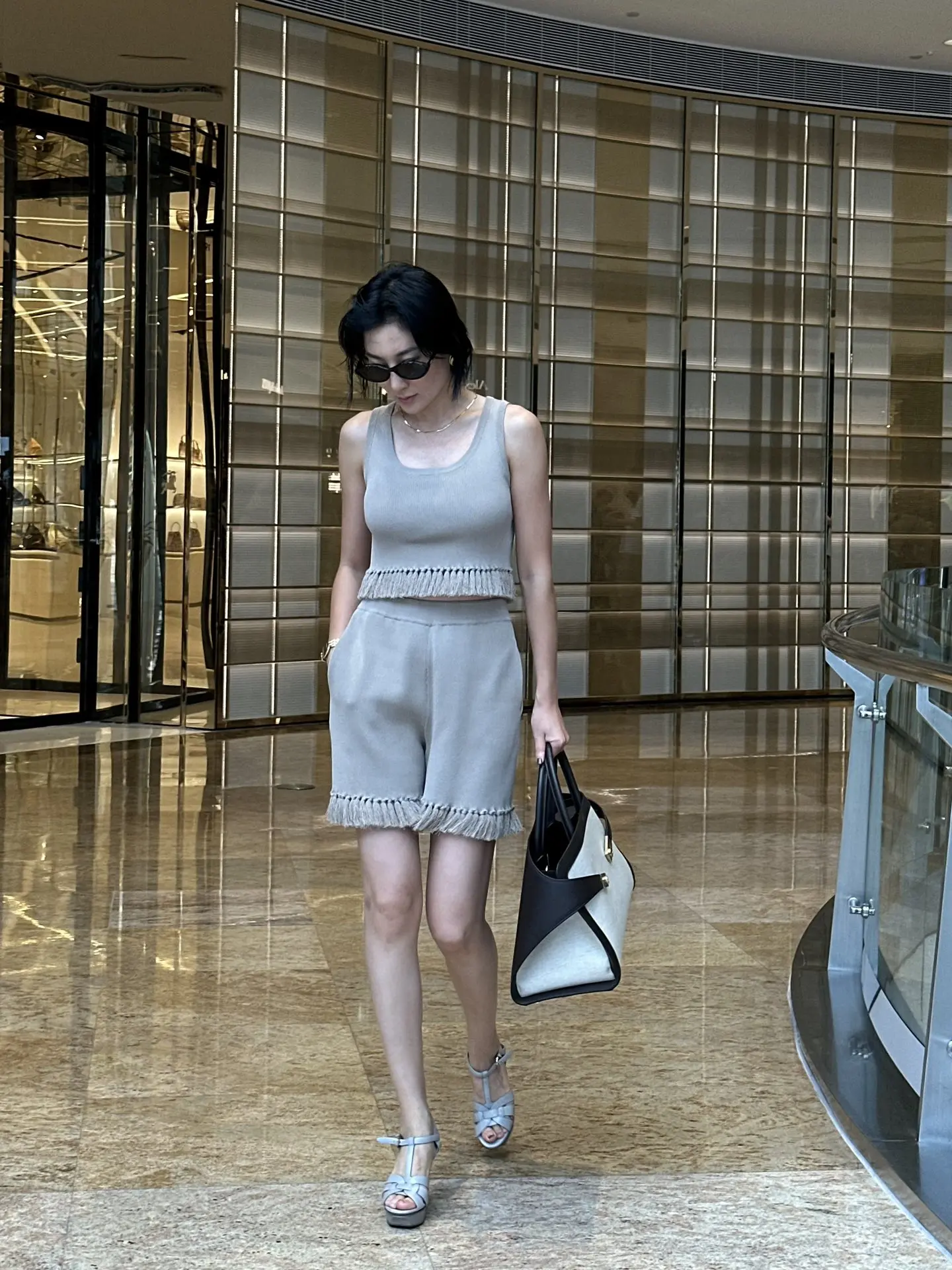 2024 Summer Elegant Capable Age-Reducing Slimming Close-Fitting & Comfortable Knitted Suit With Tassel Vest & Tassel Shorts