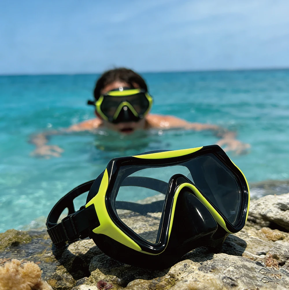 

Scuba Diving Goggles Snorkel Mask Diving Mask Swimming Goggles Len Wide View Training With Nose Cover Adjustable Strap