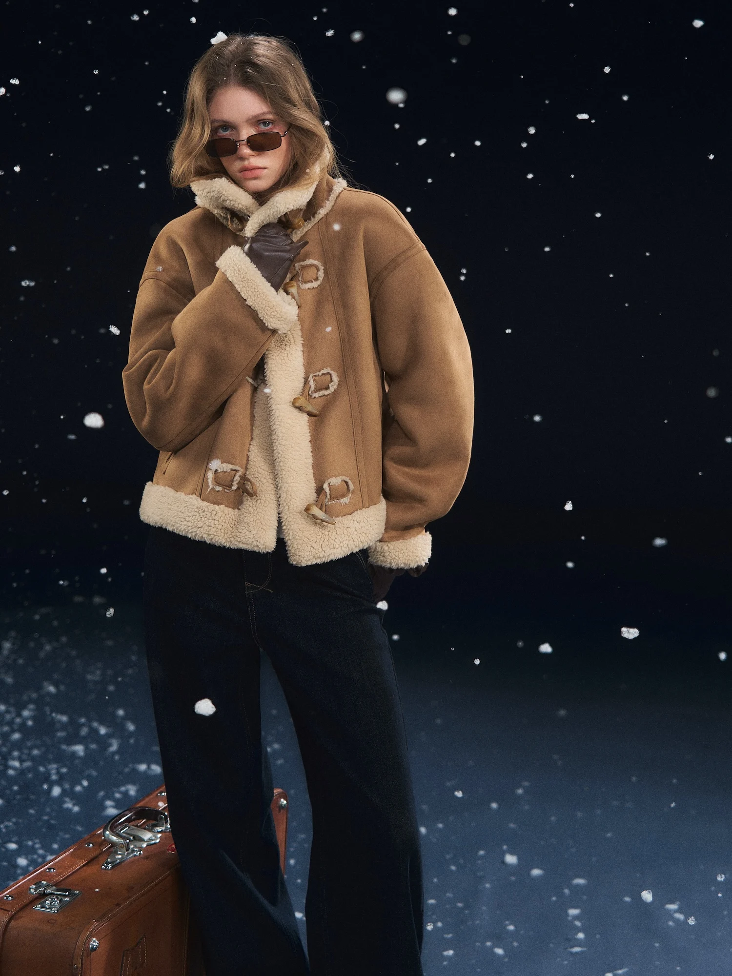 

Повседневная свободная куртка SOMESOWE из овечьей шерсти с пуговицами из рога, женское пальто с длинными рукавами, на молнии, с геометрическим узором