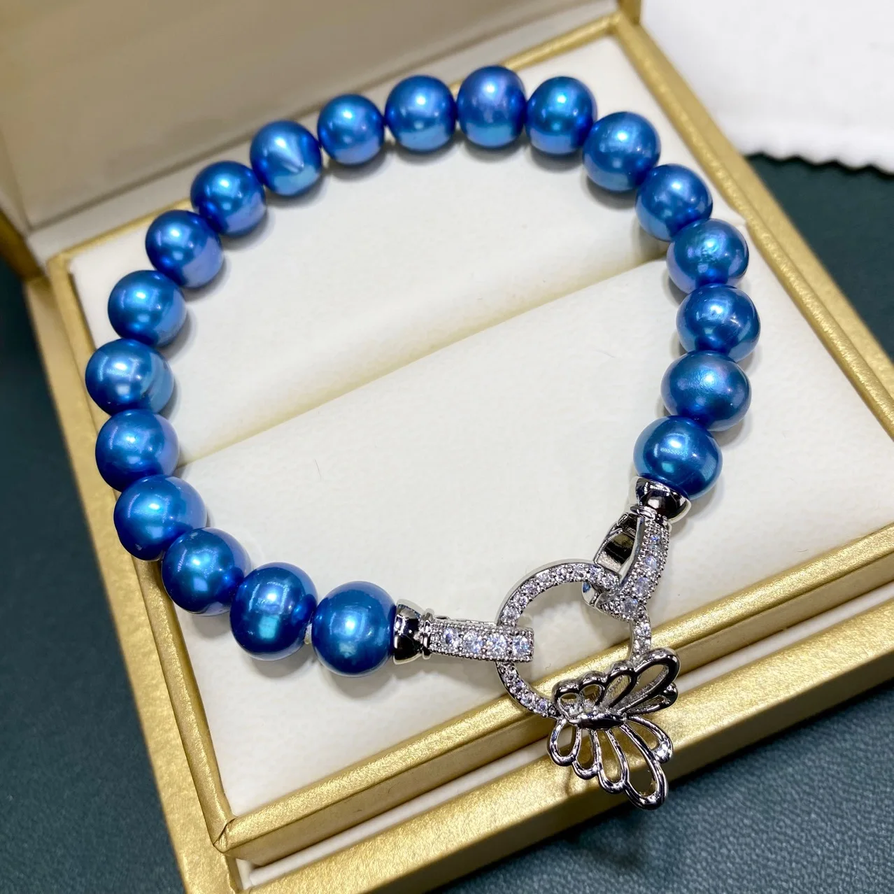 

European and American natural 7-8mm freshwater pearl bracelet female dream emperor blue Butterfly Clasp jewelry