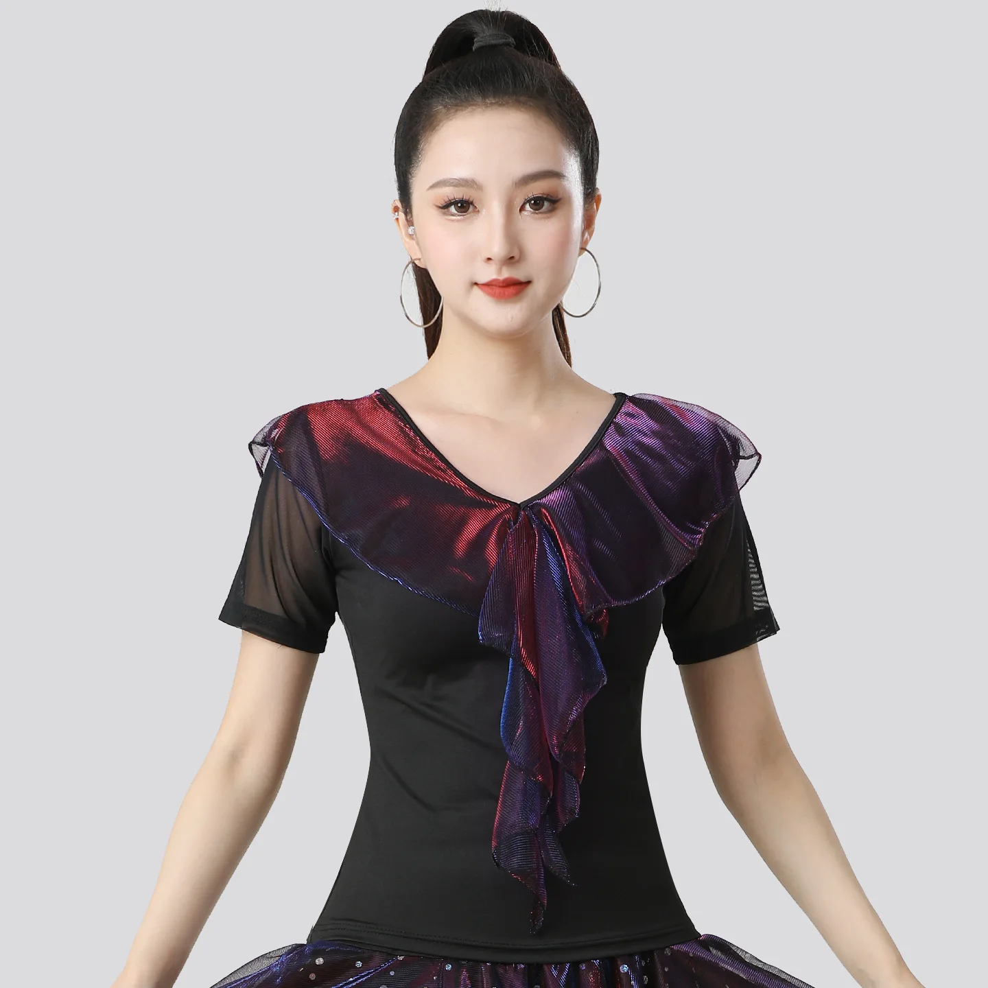 Wszechstronna i wygodna odzież do tańca latynoamerykańskiego Nowa damska letnia bluzka z krótkim rękawem Odzież do tańca towarzyskiego i tańca kwadratowego
