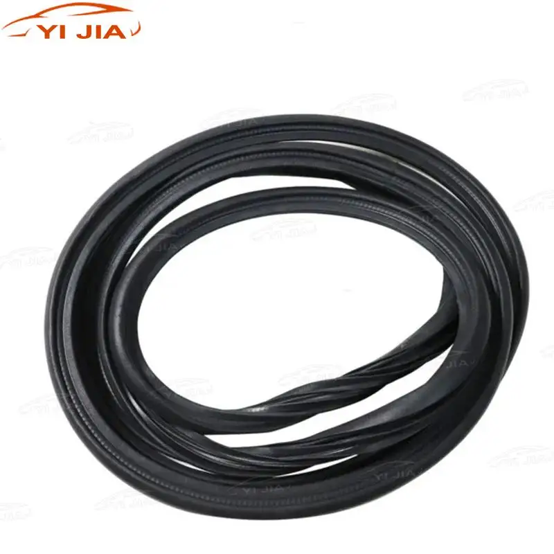 67881-60131 6788160131 Rear Trunk Seal Strip For Land Cruiser Prado LC120 2002-2009 Car Door Weatherstrip Tailgate Strip