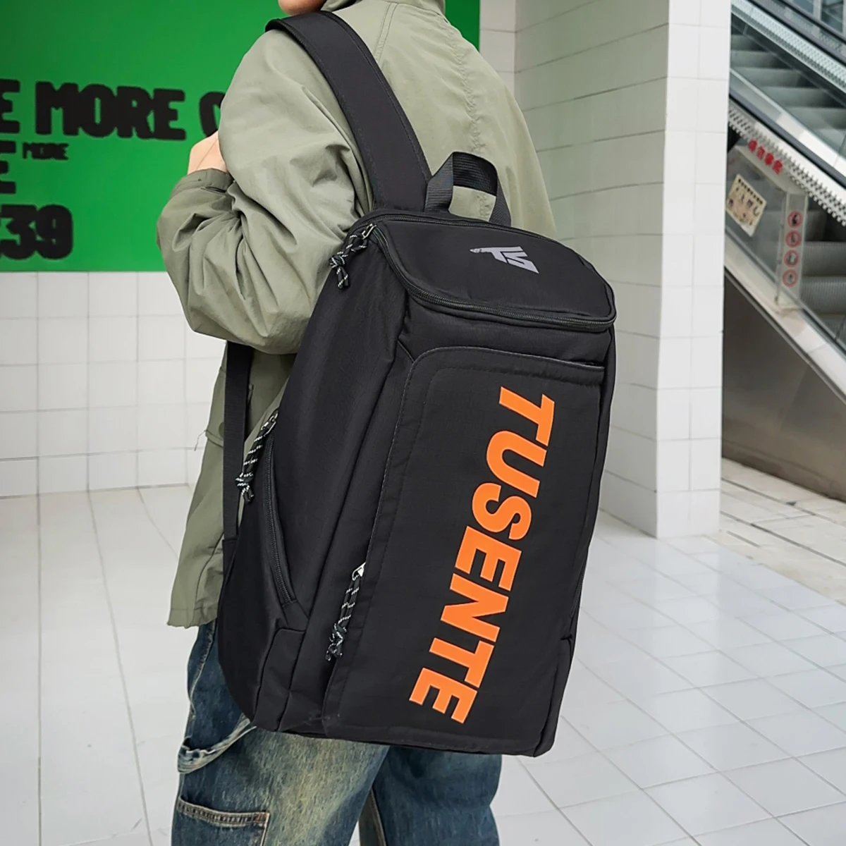 

Японская вместительная сумка для бадминтона, рюкзак, школьная сумка, профессиональная спортивная сумка, многофункциональная сумка, портативная сумка для теннисных ракеток, для активного отдыха