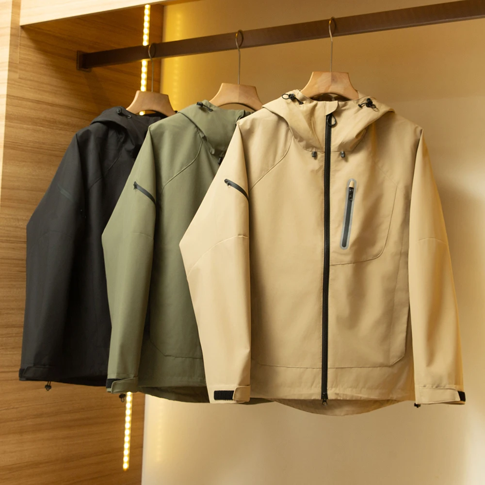 

Waterproof Windproof Men's Outdoor Sports Casual Hooded Jaet Reflective Strip Design Stand Fit Faion Urban Sle
