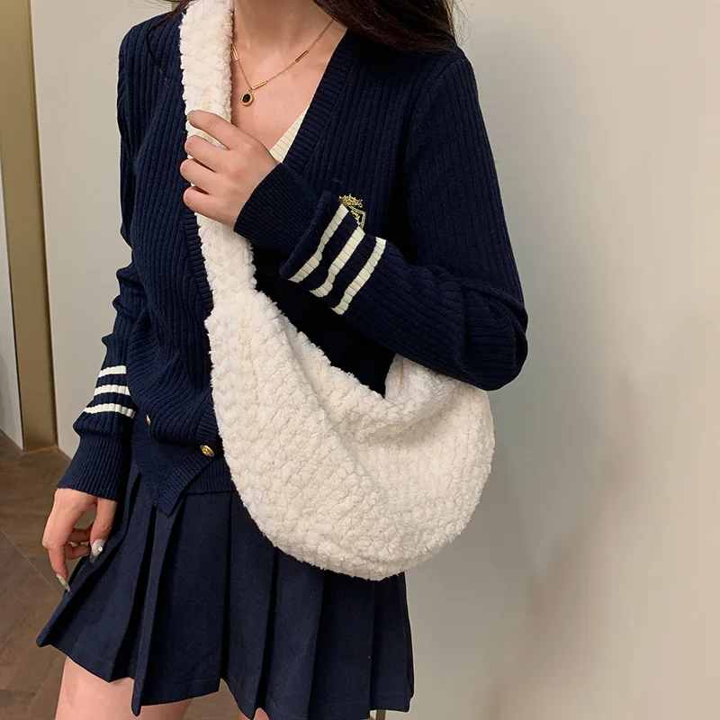 bolsa-de-pele-elegante-e-versatil-bolsa-de-ombro-simples-de-pelucia-bolsas-xadrez-de-mao-femininas-de-cor-solida-de-inverno