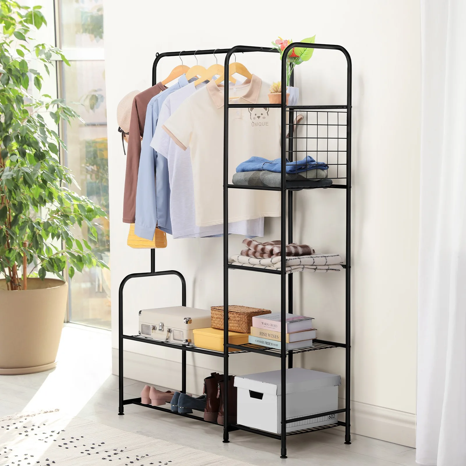 Cintre avec armoire à chaussures, cintre avec étagère, entrée de cintre, chambre à coucher, buanderie, étagère de garde-robe