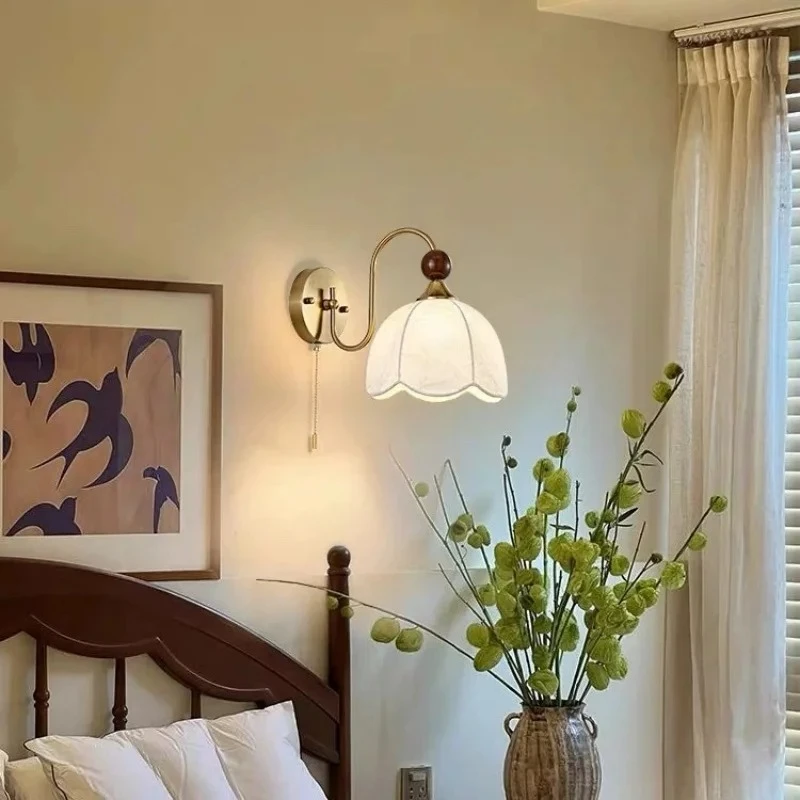 French Retro Wall Lamp Antique and Quiet Style Bedroom Bedside Cloth Cover Living Room Homestay Hotel Corridor Staircase