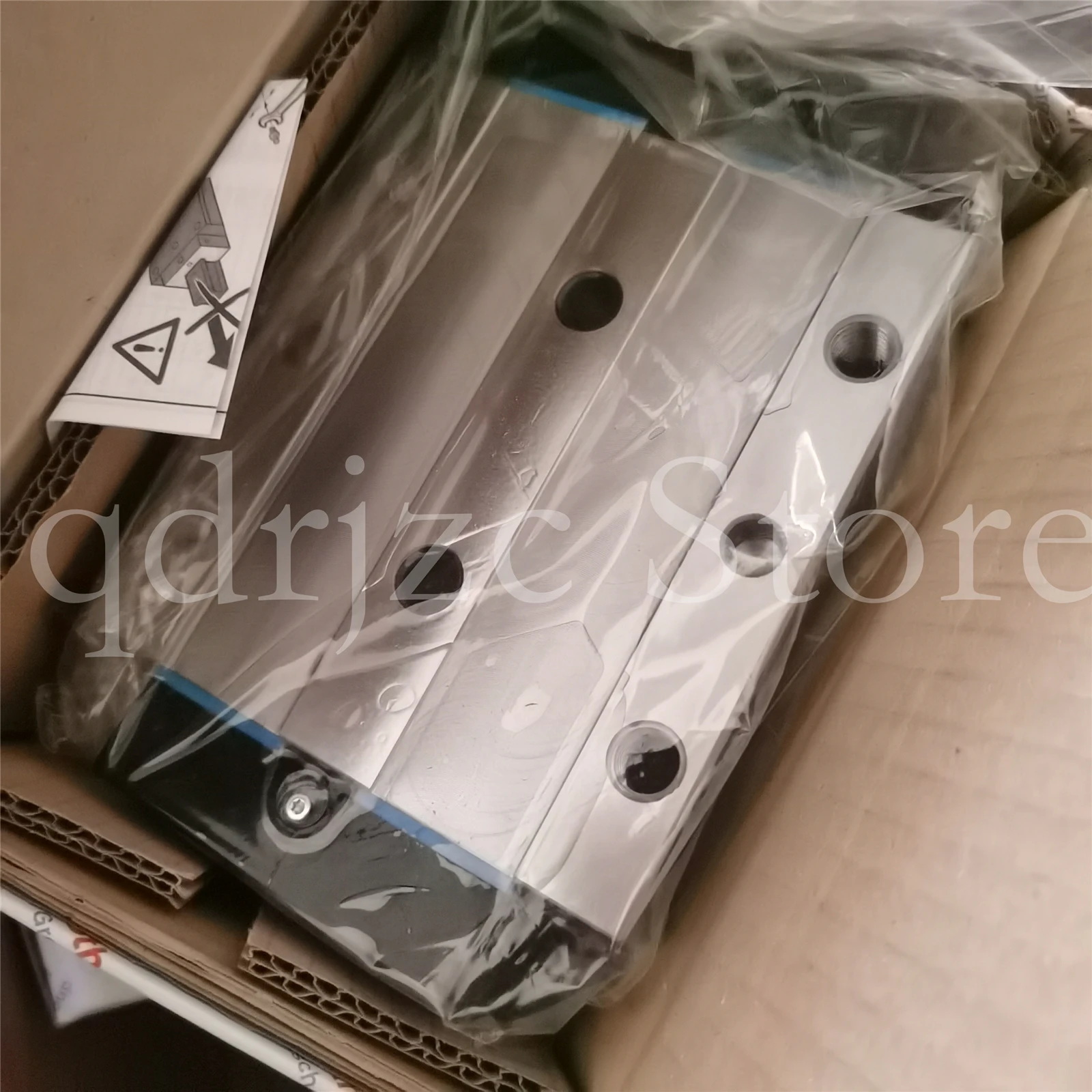 slider R18534232X Linear motion bearing RWD-045-FLS-C2-H-2