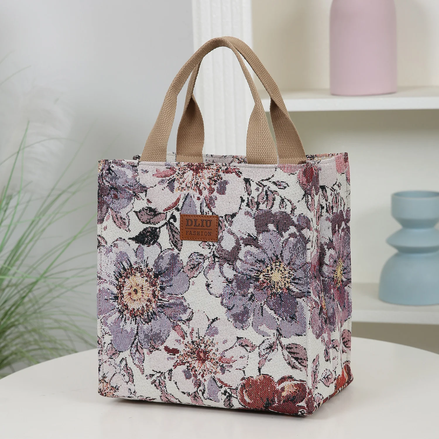 New Large Capacity Handbag, Lunch Bag, Lunch Box Storage Bag, and Miscellaneous Bag for Shopping, Commuting, and Work.
