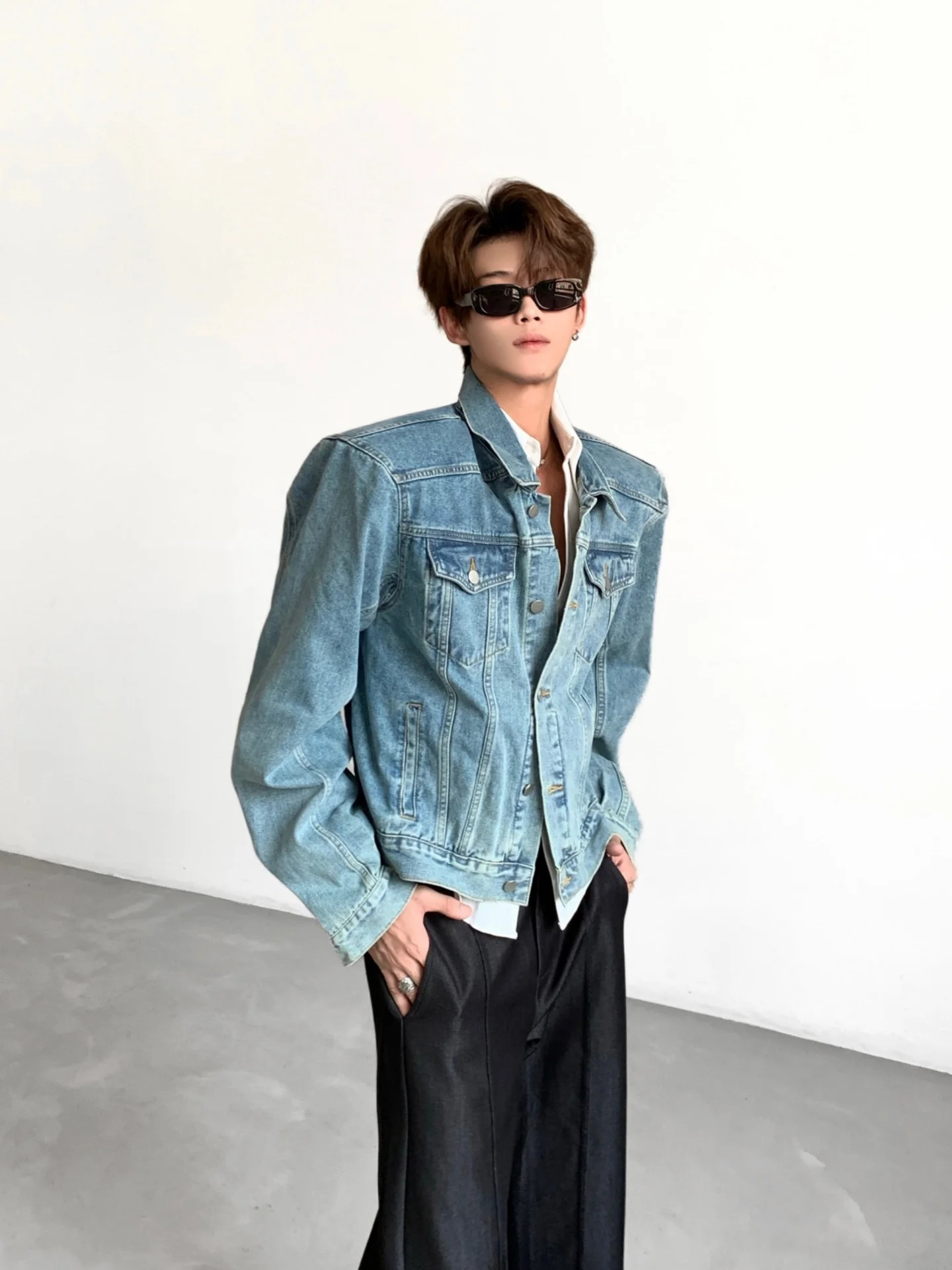 Retro American Cleanfit Washed Denim Jacket Men Lightweight Pioneer High Street Short Boxy Jacket Cotton Polyester Blend