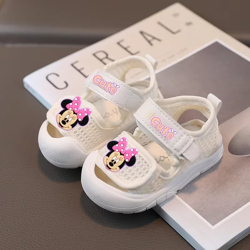 

Детская обувь для малышей на мягкой подошве с Микки Маусом Disney, дышащие сетчатые сандалии для мальчиков с Минни, пляжная обувь, новые летние тапочки для маленьких девочек