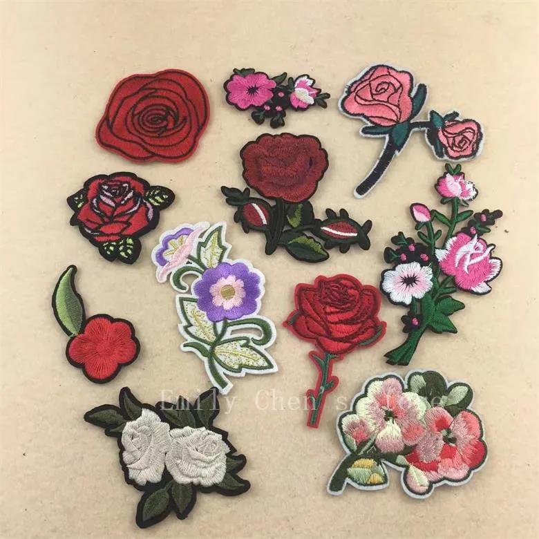 

2022 New Patch 10 Pcs Beautiful Flowers Embroidered Emblem Patch Iron On Motif Applique Fabric Cloth Embroidery Accessory