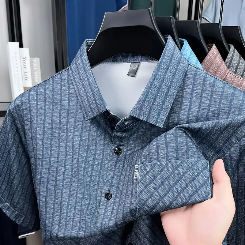 

Summer Men's Short-sleeved Striped Business Casual Shirt with Real Pockets