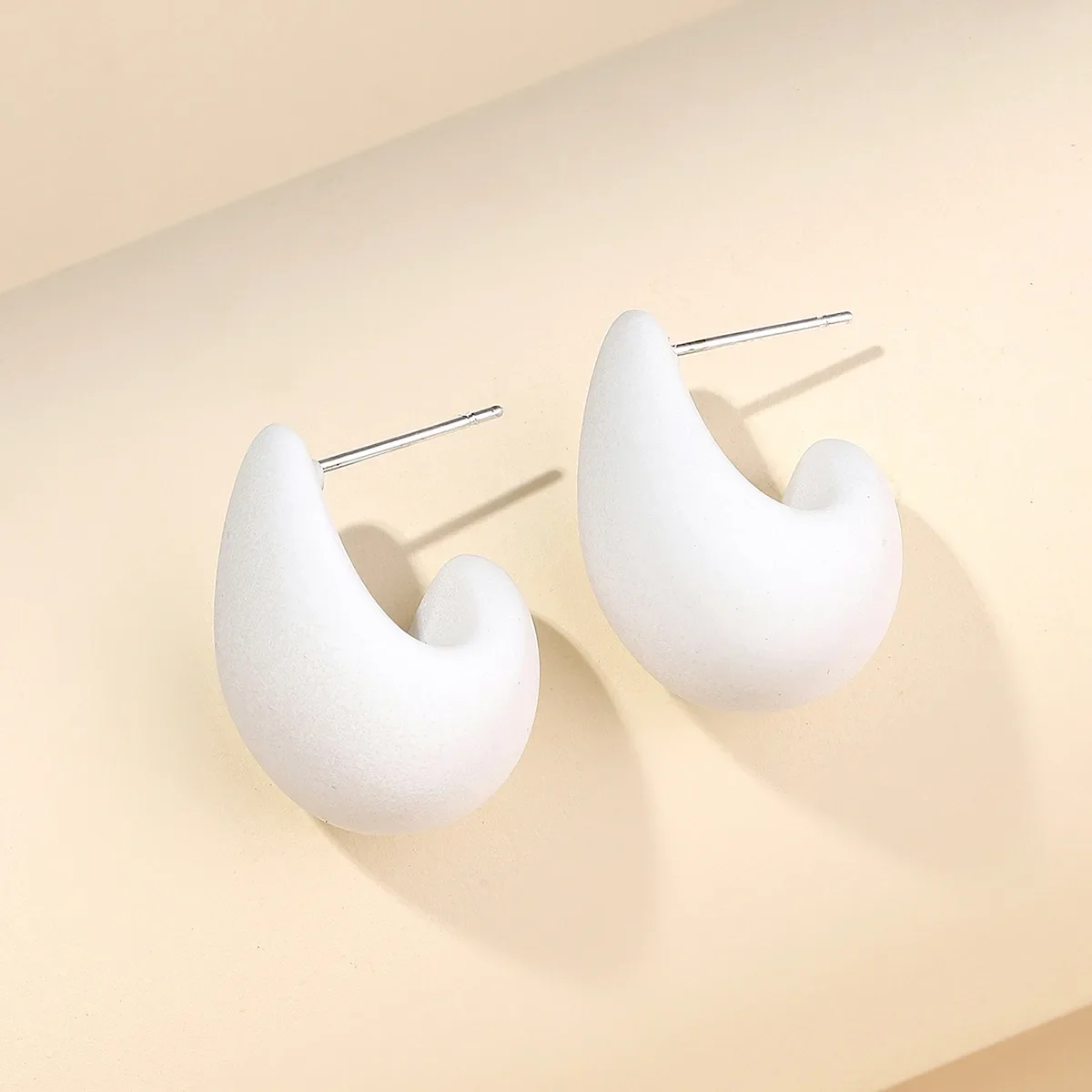 Cute Sweet Jewelry Accessories Teardrop Shape Thick Earrings Women Fashion Acrylic Stud Earrings Girls