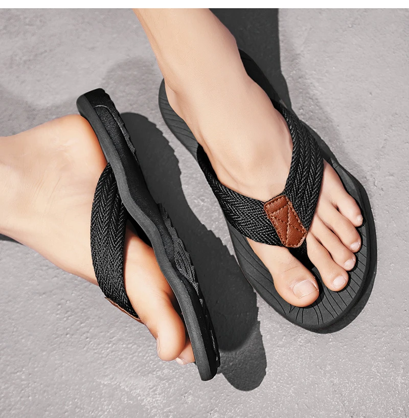 Hochwertige, stark reduzierte Herren-Flip-Flops, Sommer-Strand-Flip-Flops, modische, atmungsaktive, lässige Strand-Herren-Slipper, Sommer-Outdoor-Schuhe – Detail 6
