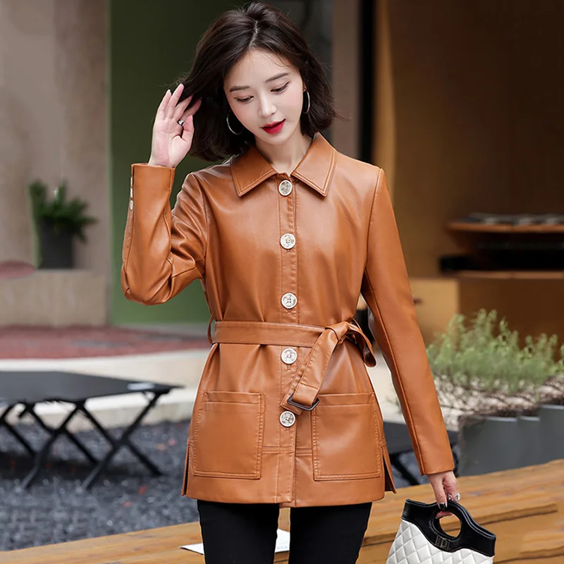 Nouveau Manteau en cuir pour femmes printemps-automne Mode Veste mince à col rabattu et à boutonnage unique Cuir fendu Vêtements d'extérieur décontractés