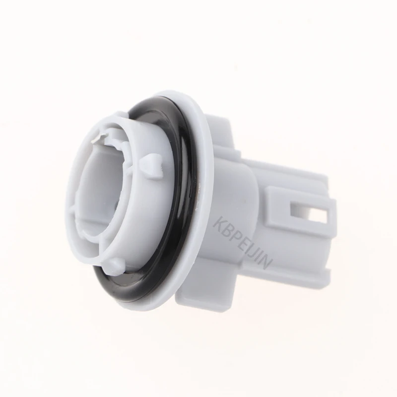 1Pcs Car Light Lamp Holder For Ssangyong Great Wall C50 C30 Halogen Bulb Socket Accessories